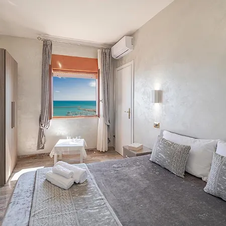 Bed & Breakfast Domus Aurea Sciacca